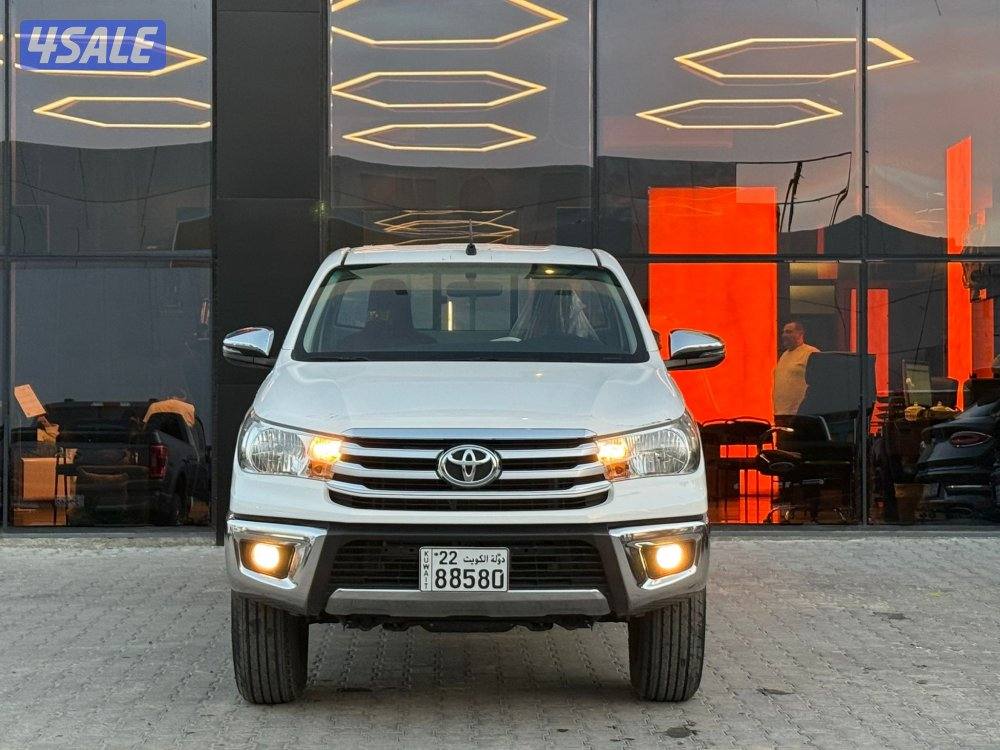 HILUX GLS _2024 عداد 10 الاف فقط2