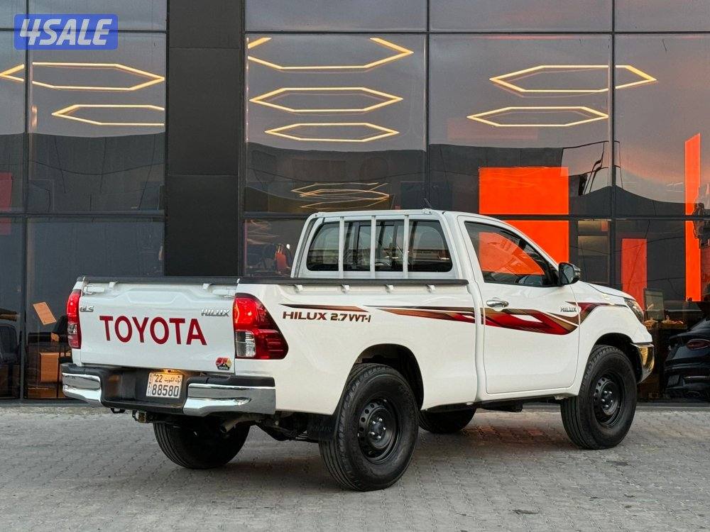 HILUX GLS _2024 عداد 10 الاف فقط4