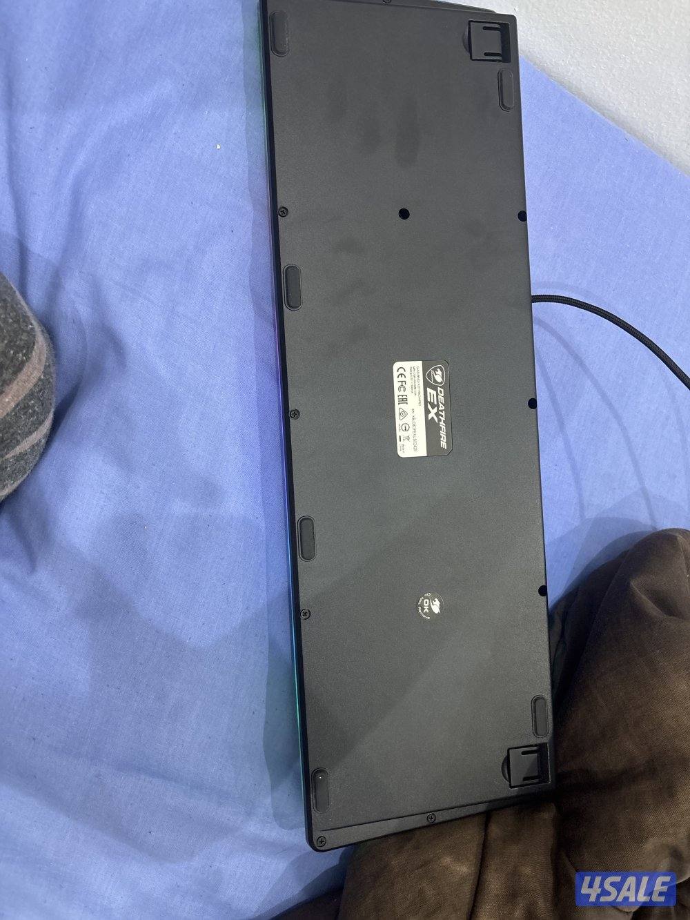 كيبورد نظيف جدًا وقليل الاستخدام1