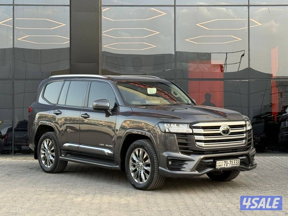 LAND CRUISER GXR V6 AERO S TWIN TURBO _2023 صبغ الوكالة0