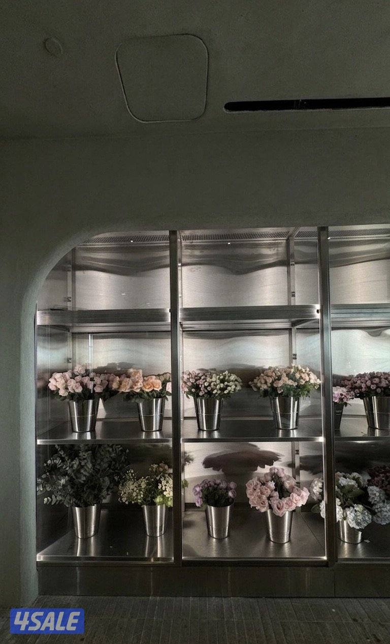 Flower shop business, operating for 10 years. Luxury flower shop0