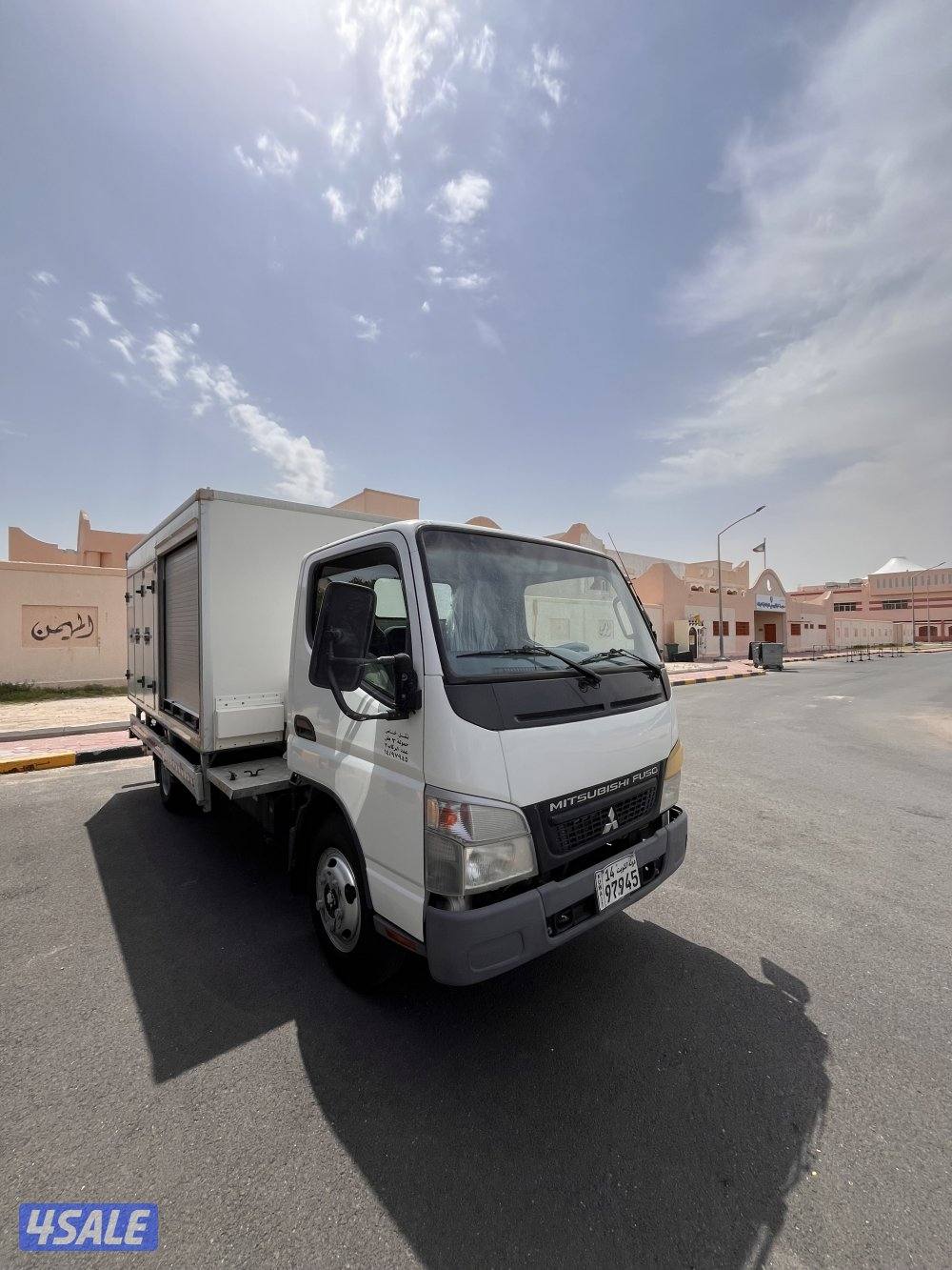 للبيع هاف لوري0