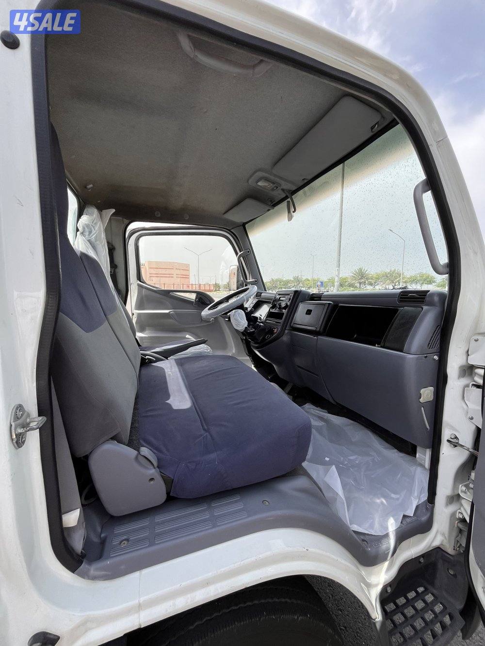 للبيع هاف لوري3