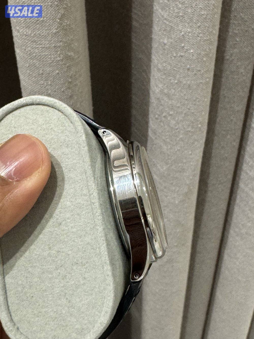 ساعات اصليه مستخدمه باسعار مميزه1