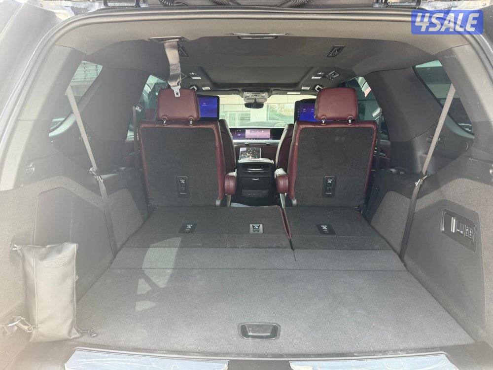 Cadillac Escalade is a premier 6008