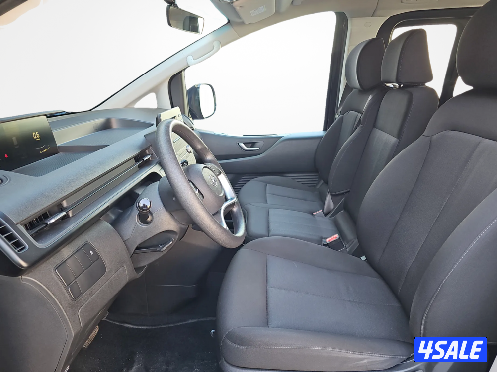 Hyundai Staria3
