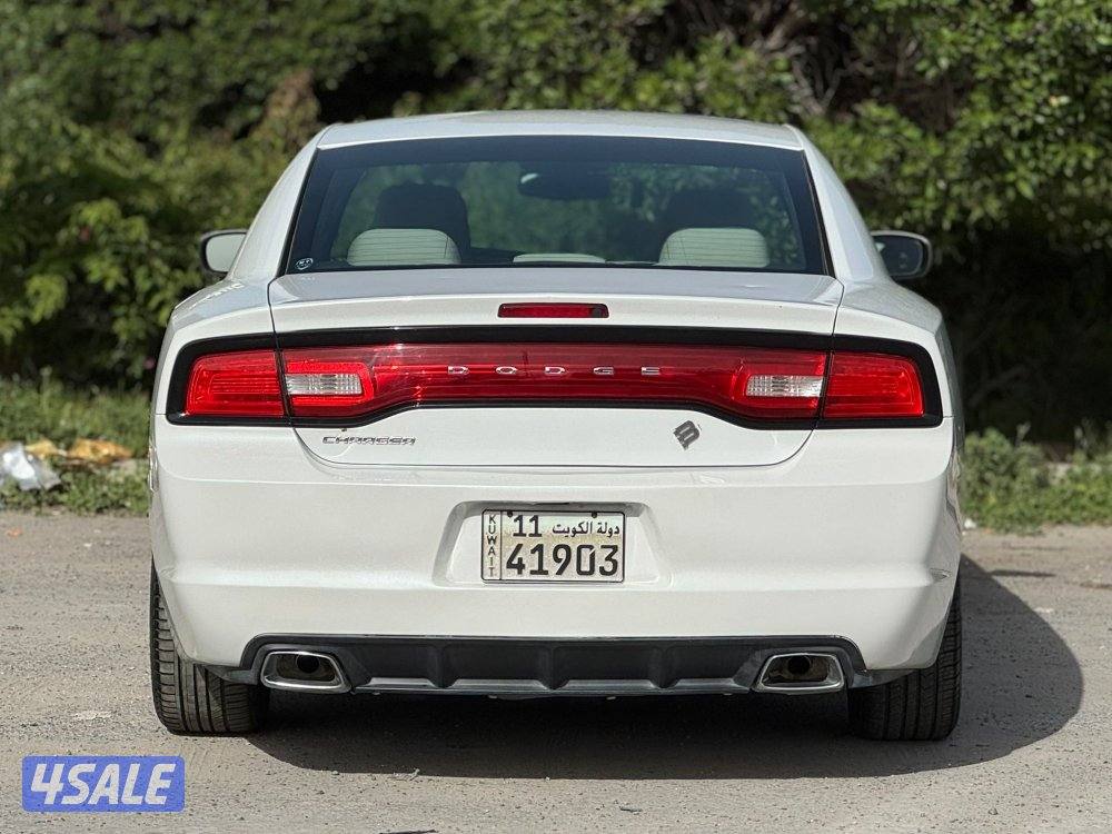 للبيع دوج تشارجر بحاله نادره جدا3