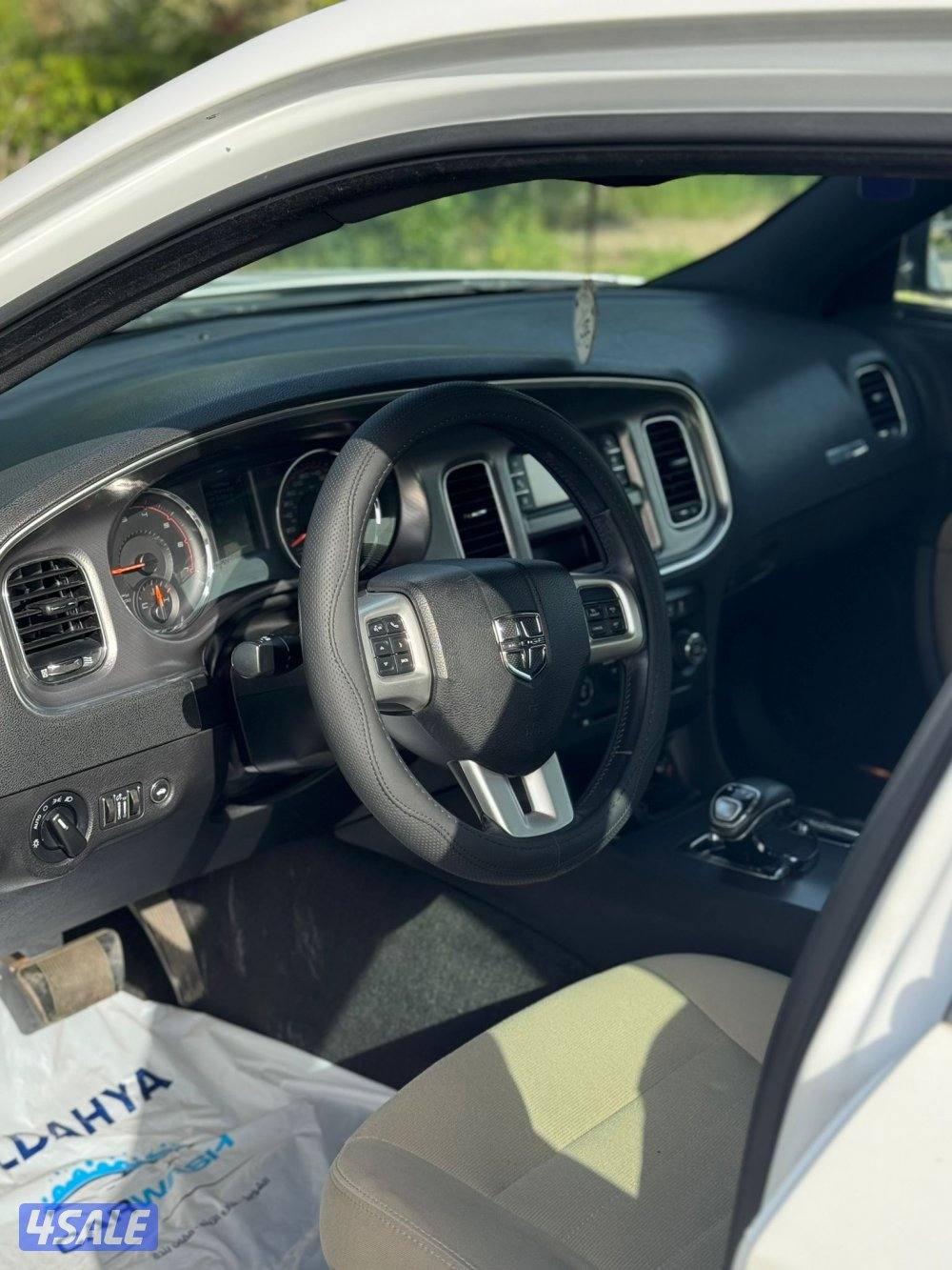 للبيع دوج تشارجر بحاله نادره جدا8