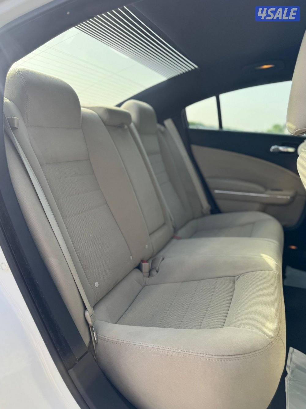 للبيع دوج تشارجر بحاله نادره جدا12