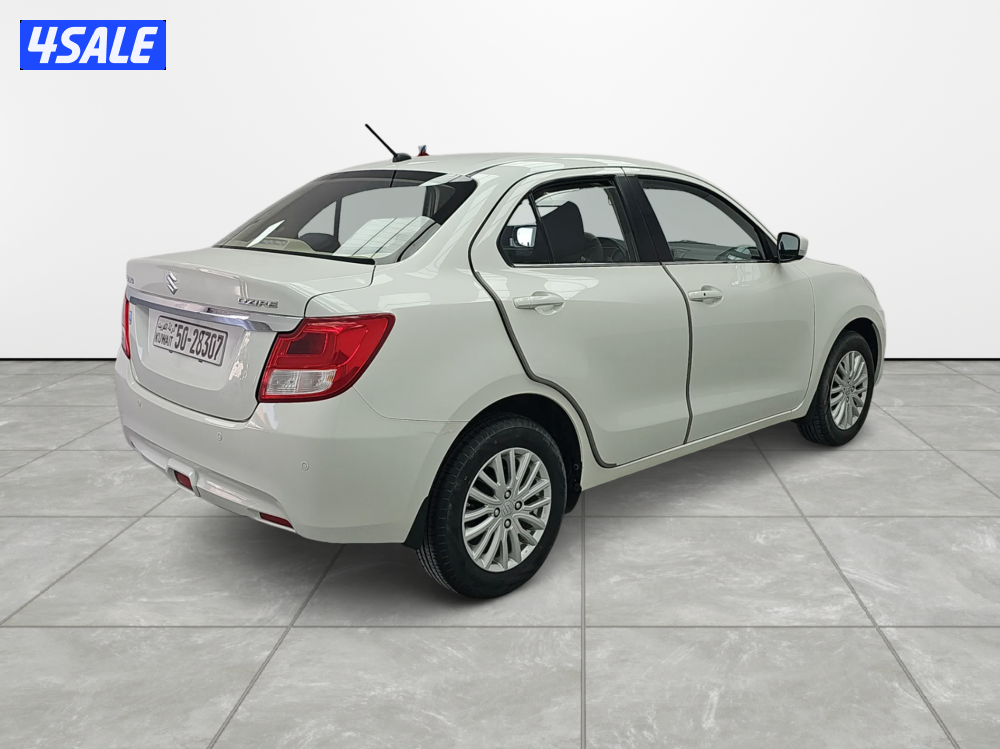 Suzuki Dzire1