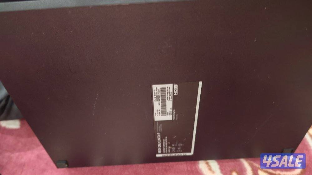 اكس بوكس ون نظيفه معاها يده احترافيه xbox one used clean with pro cont4