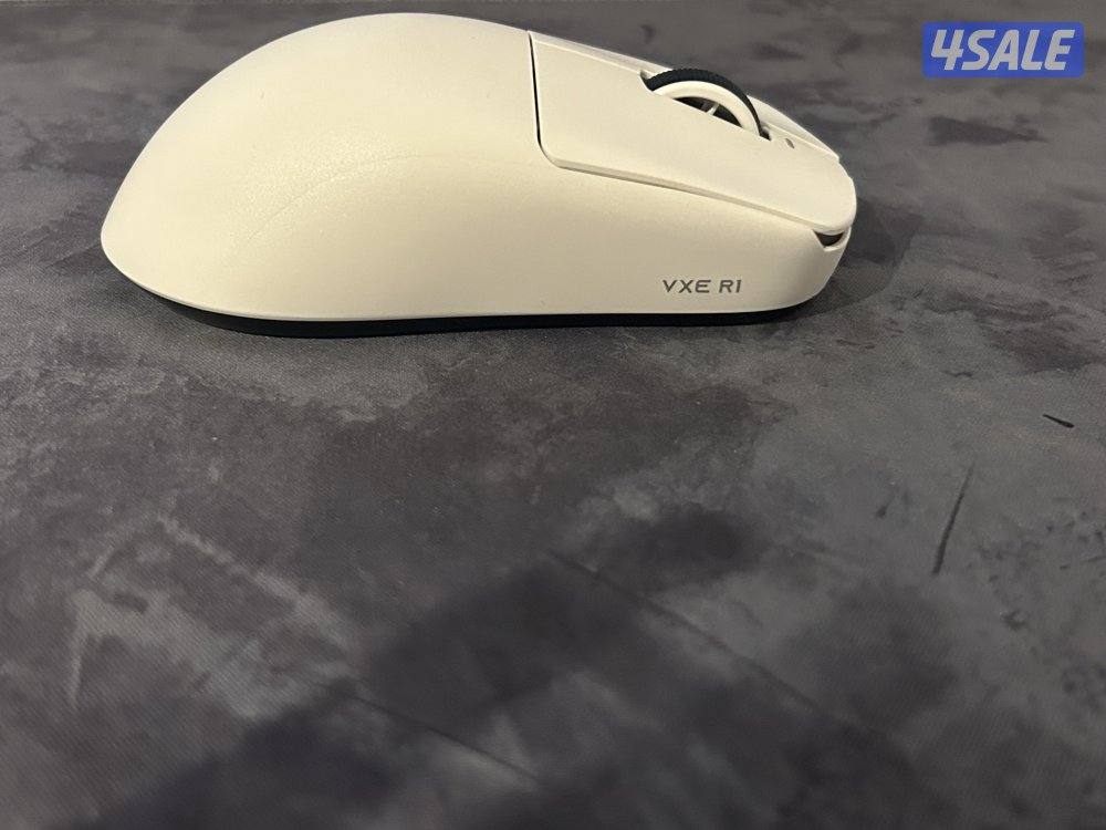 ماوس VEX R1 الحصري3