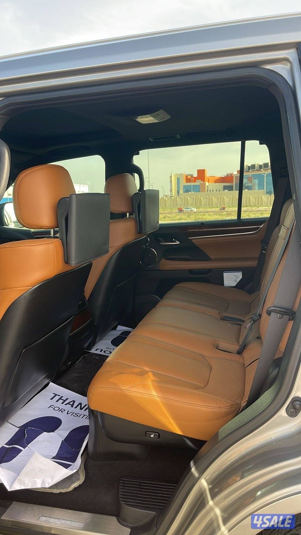 لكزس LX570 الساير 2021 بحاله الوكاله عداد 144 الف6