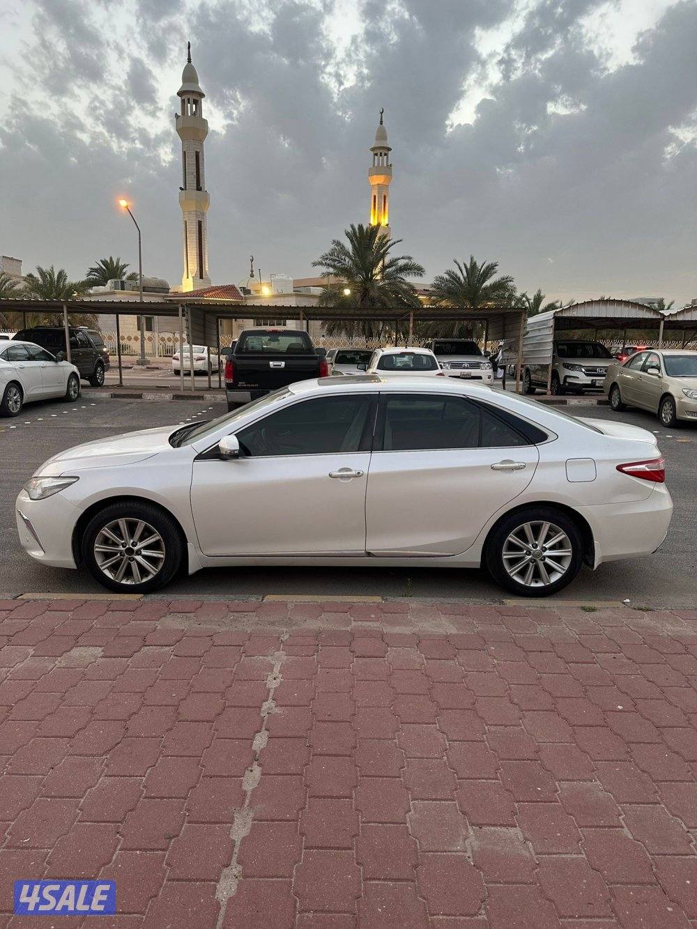 كامري GLX الساير 2017 عداد 274 الف3