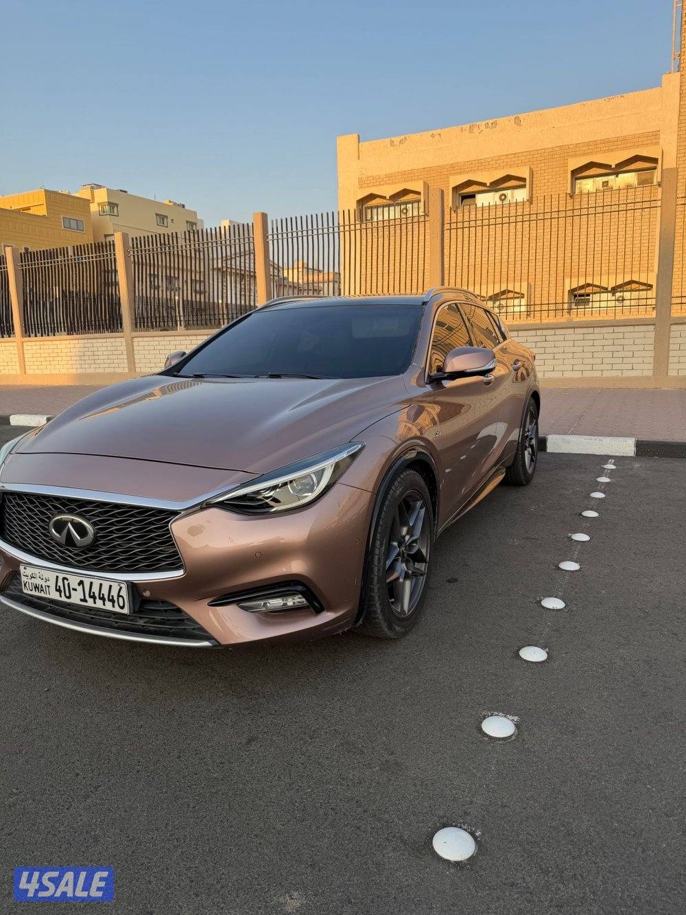 للبيع جيب انفنتي Q30 بحالة الوكالة0