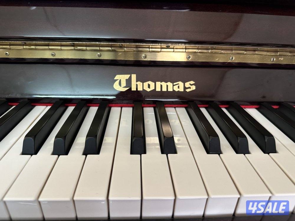 Acoustic upright pianos1