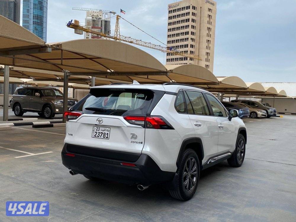 جيب تويوتا راف فور2025 كامل المواصفات1