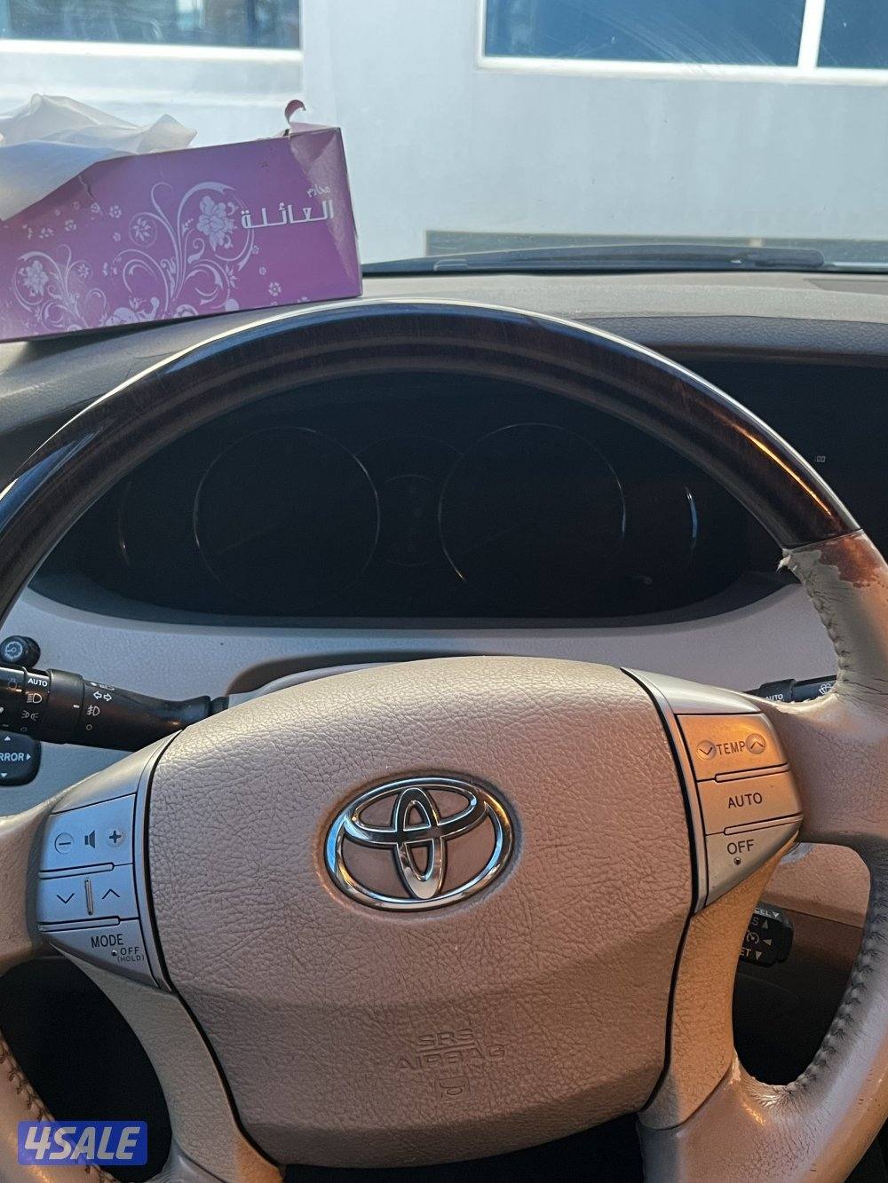 للبيع تويوتا افالون ٢٠١٠ مجددة بالكامل4