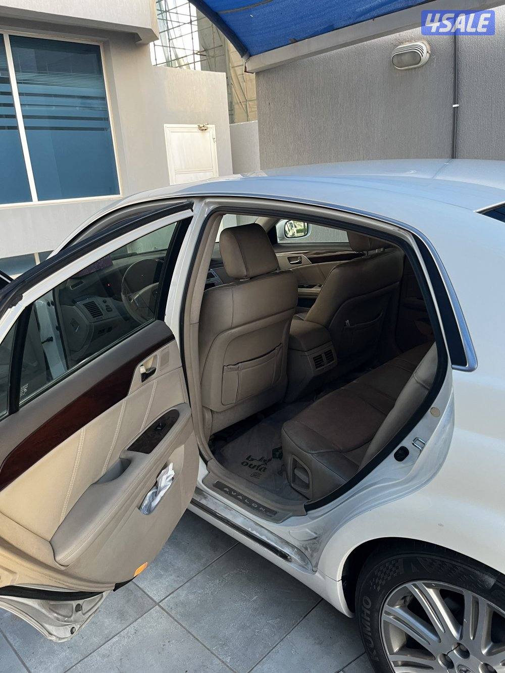 للبيع تويوتا افالون ٢٠١٠ مجددة بالكامل13