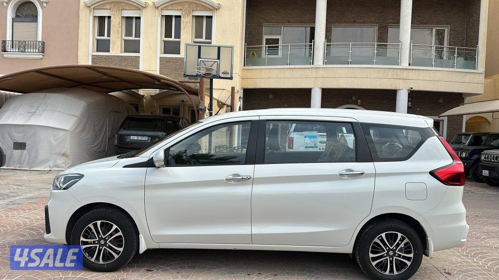 للبيع سوزوكي أرتيكا ٢٠٢٥ مالك الاول بحاله الوكاله تحت الكفاله جديده3