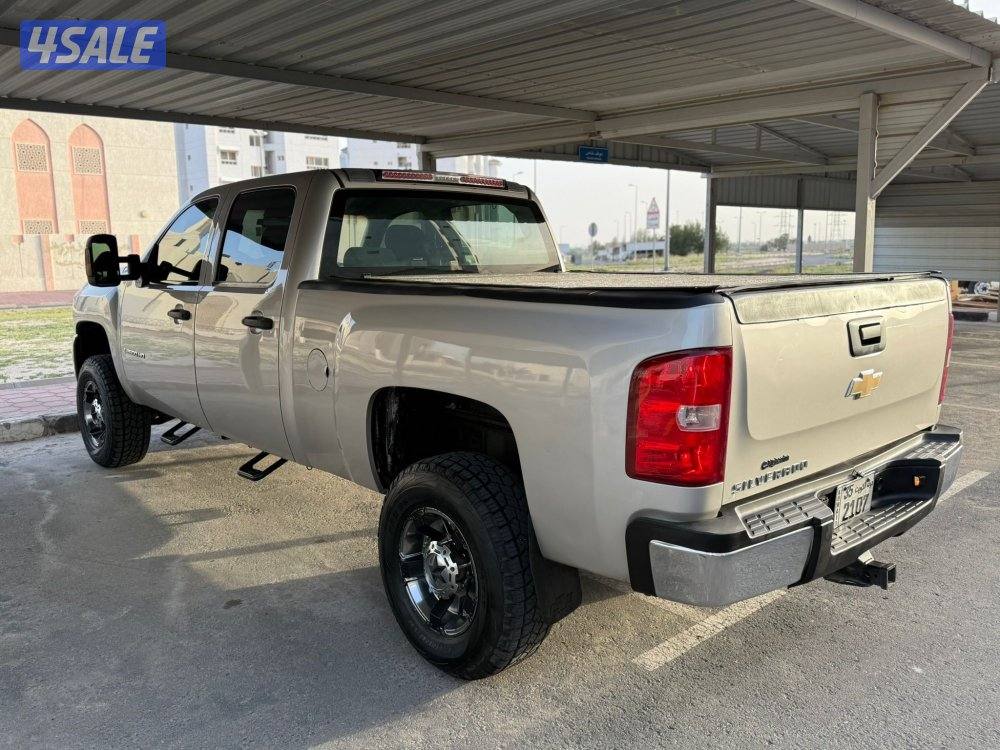 للبيع سلفرادو 2008HD غمارتين دبل 8براغي11