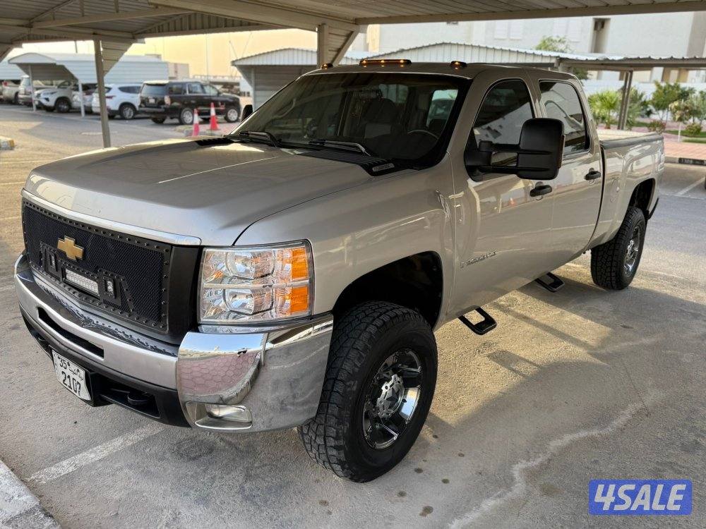 للبيع سلفرادو 2008HD غمارتين دبل 8براغي13