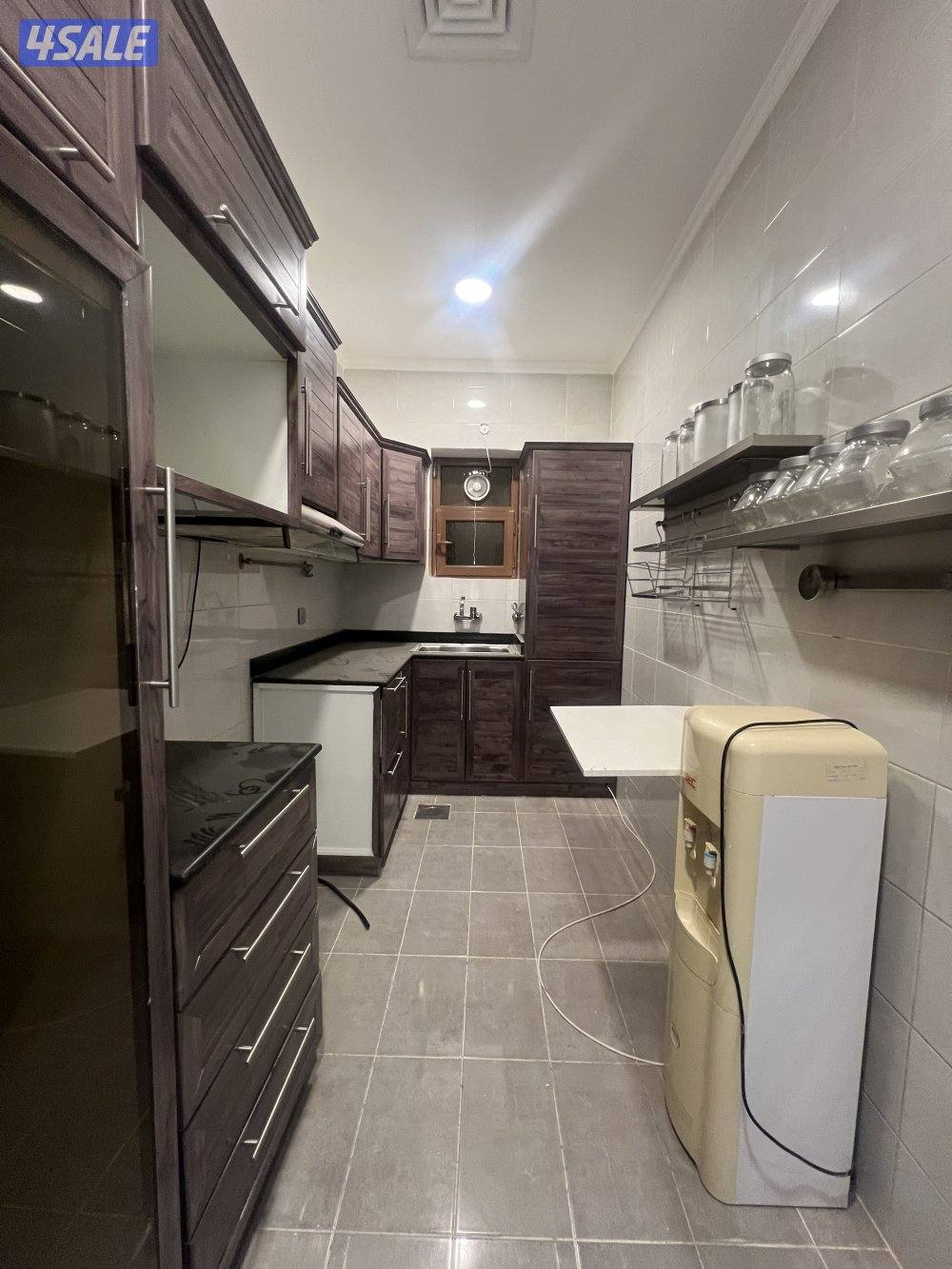 للإيجار شقة  ممتازة بغرب مشرف قطعة١ ٣ غرف نوم7