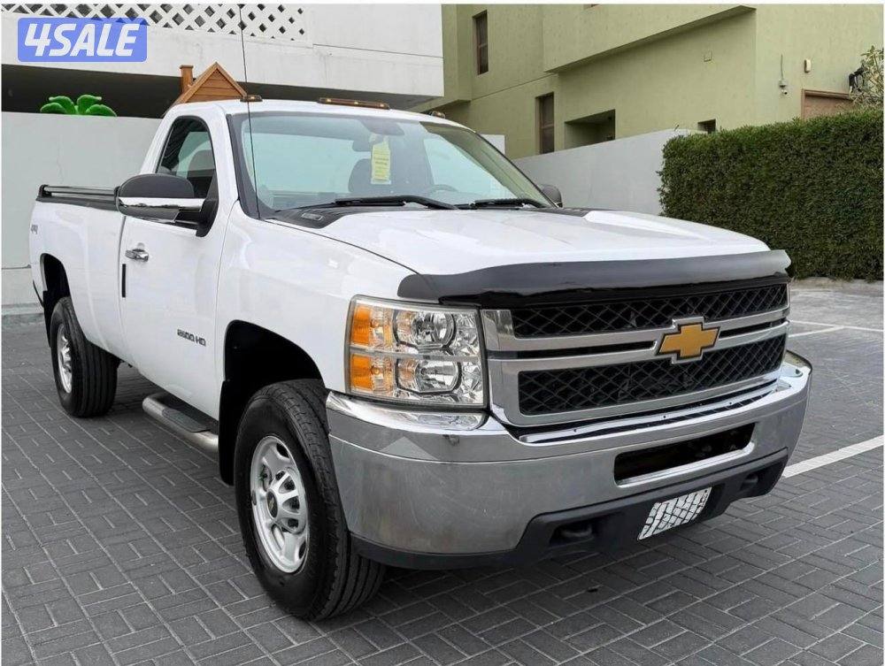 للبيع فقط  بحالة ممتازة5/1/1/2/2/9/0/82