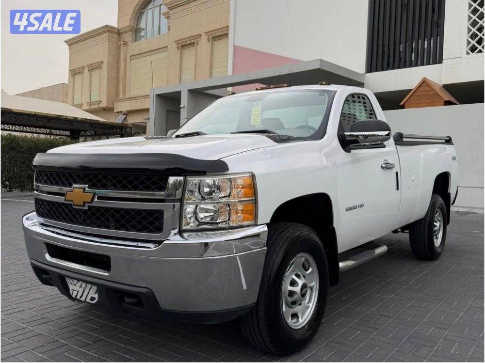 للبيع فقط  بحالة ممتازة5/1/1/2/2/9/0/83