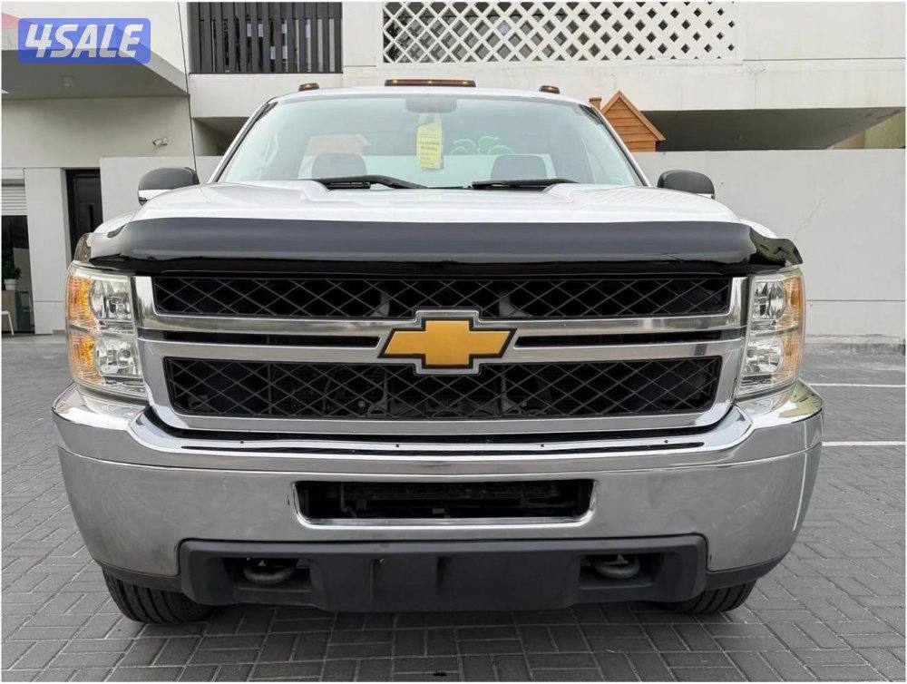 للبيع فقط  بحالة ممتازة5/1/1/2/2/9/0/84