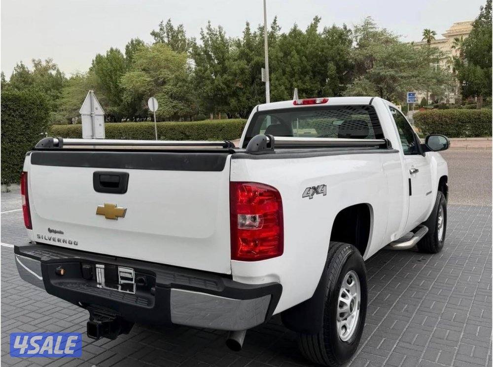 للبيع فقط  بحالة ممتازة5/1/1/2/2/9/0/86