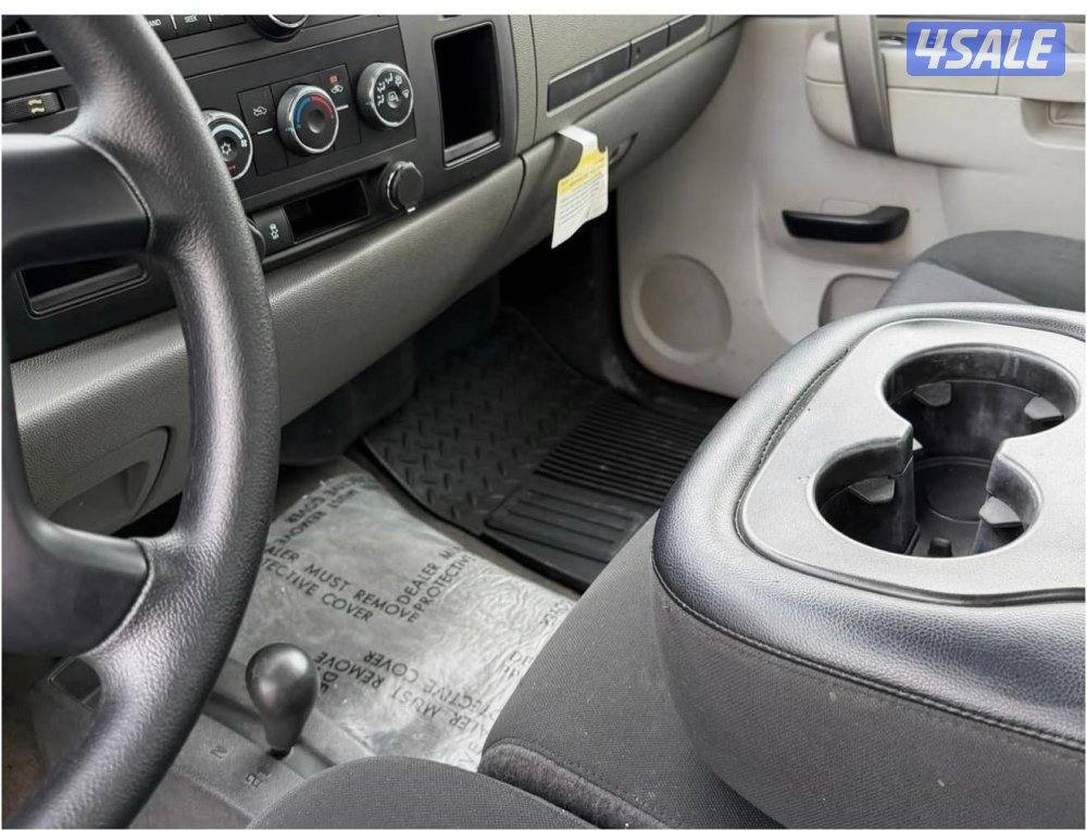 للبيع فقط  بحالة ممتازة5/1/1/2/2/9/0/87