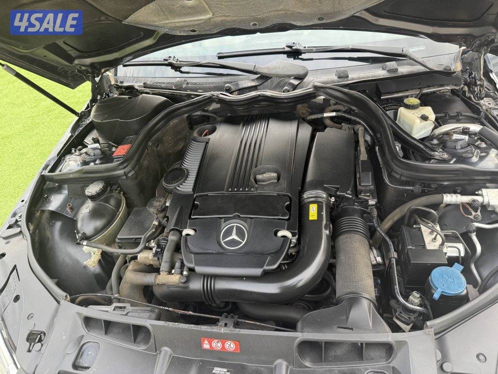 للبيع مرسيدس c200  بحاله ممتازه وشرط الفحص4