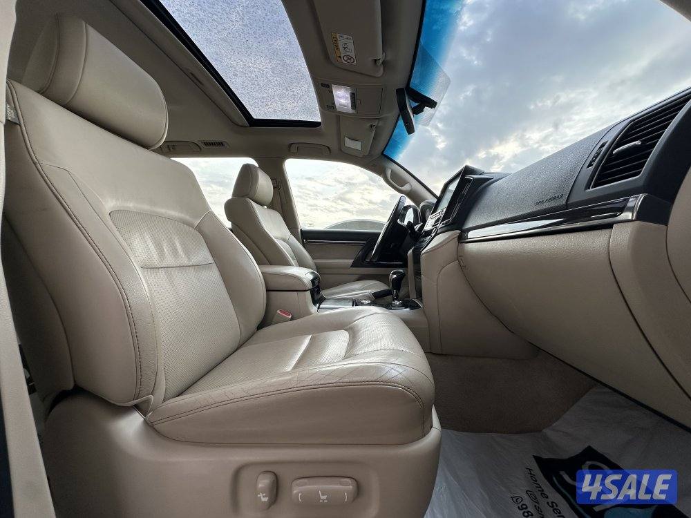 معرض القمة🚩9