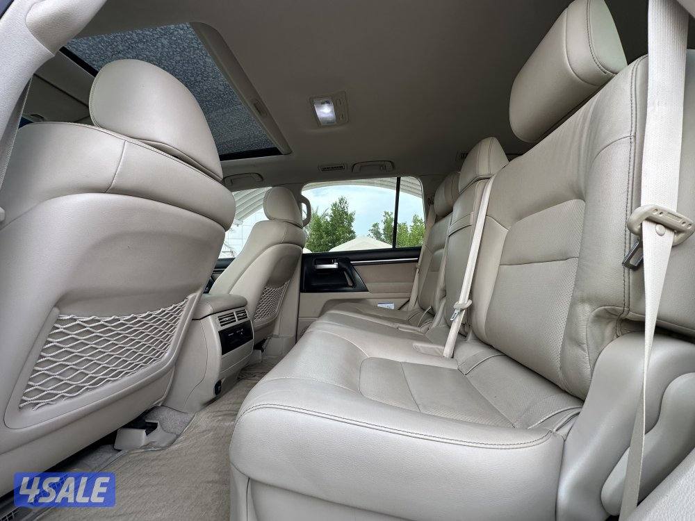 معرض القمة🚩10