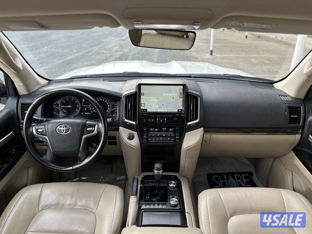 معرض القمة🚩11