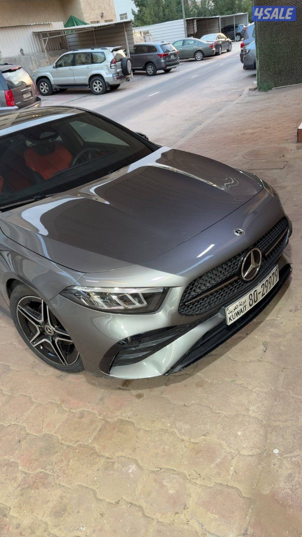 للبيع مرسيدس A2000