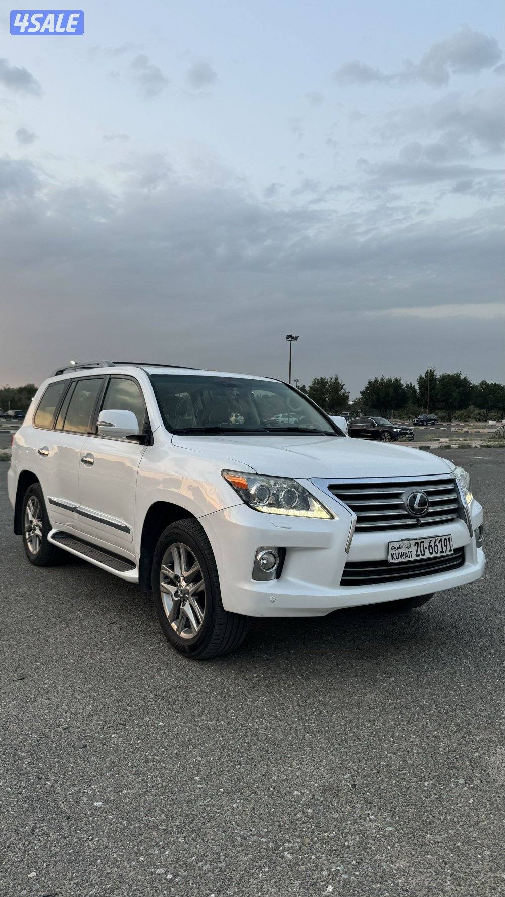 للبيع لكزس LX570 الدرجة الاولى صبغ وكالة1