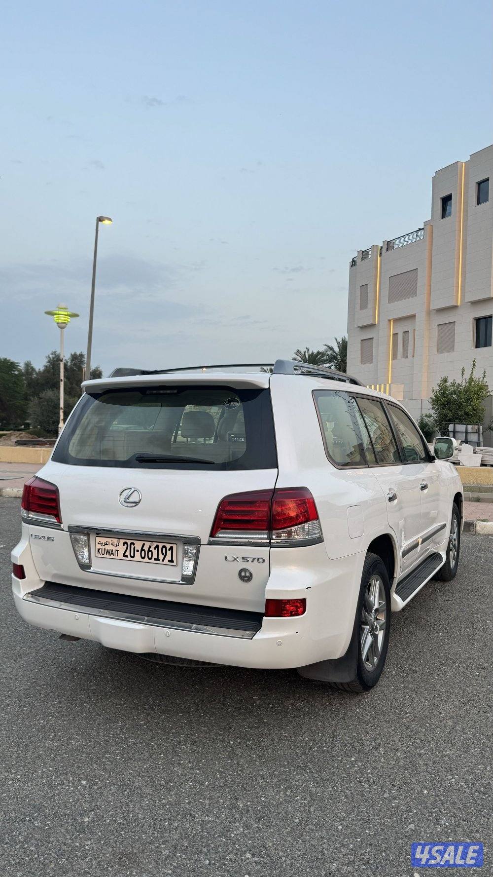 للبيع لكزس LX570 الدرجة الاولى صبغ وكالة2
