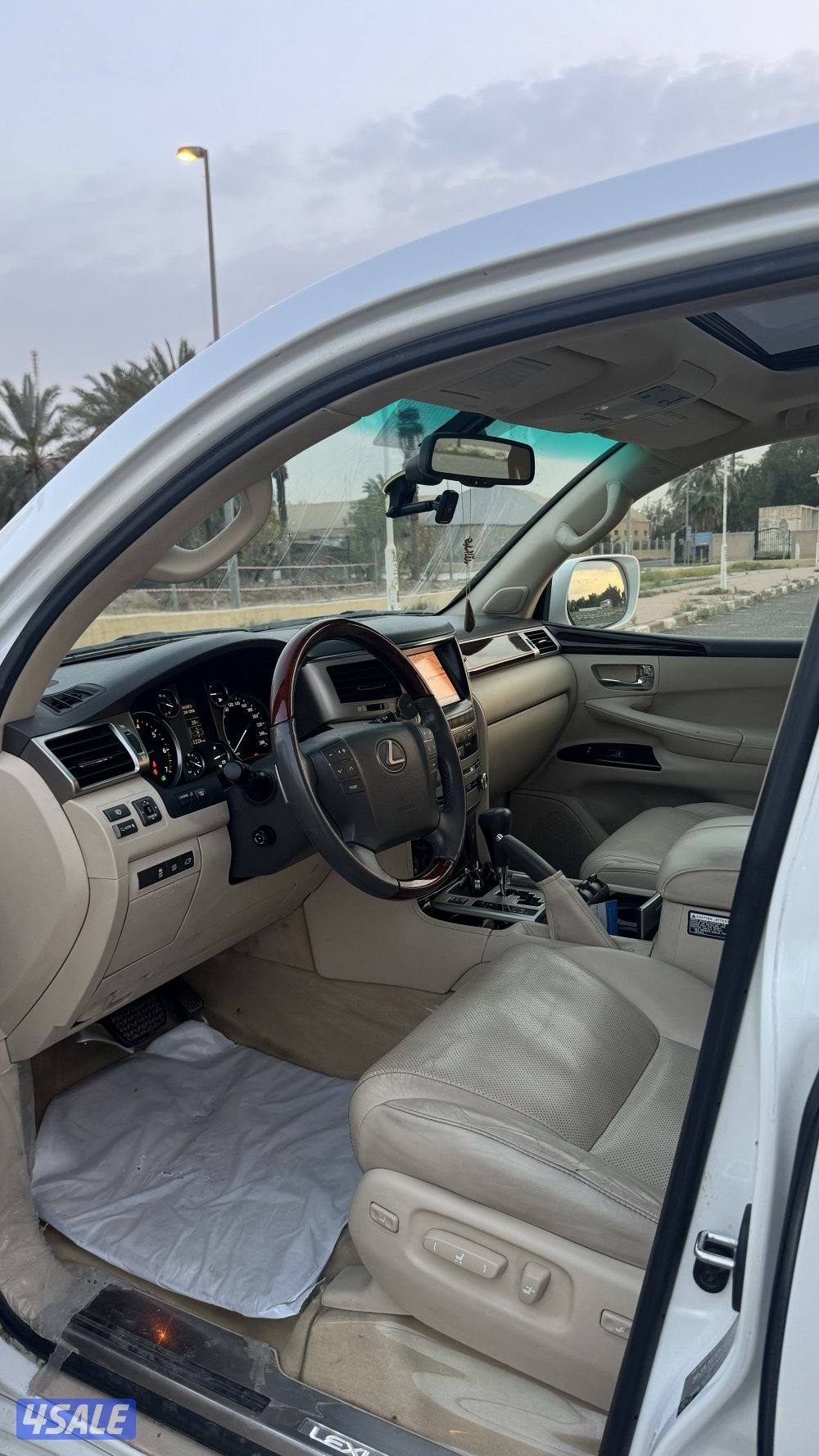 للبيع لكزس LX570 الدرجة الاولى صبغ وكالة5