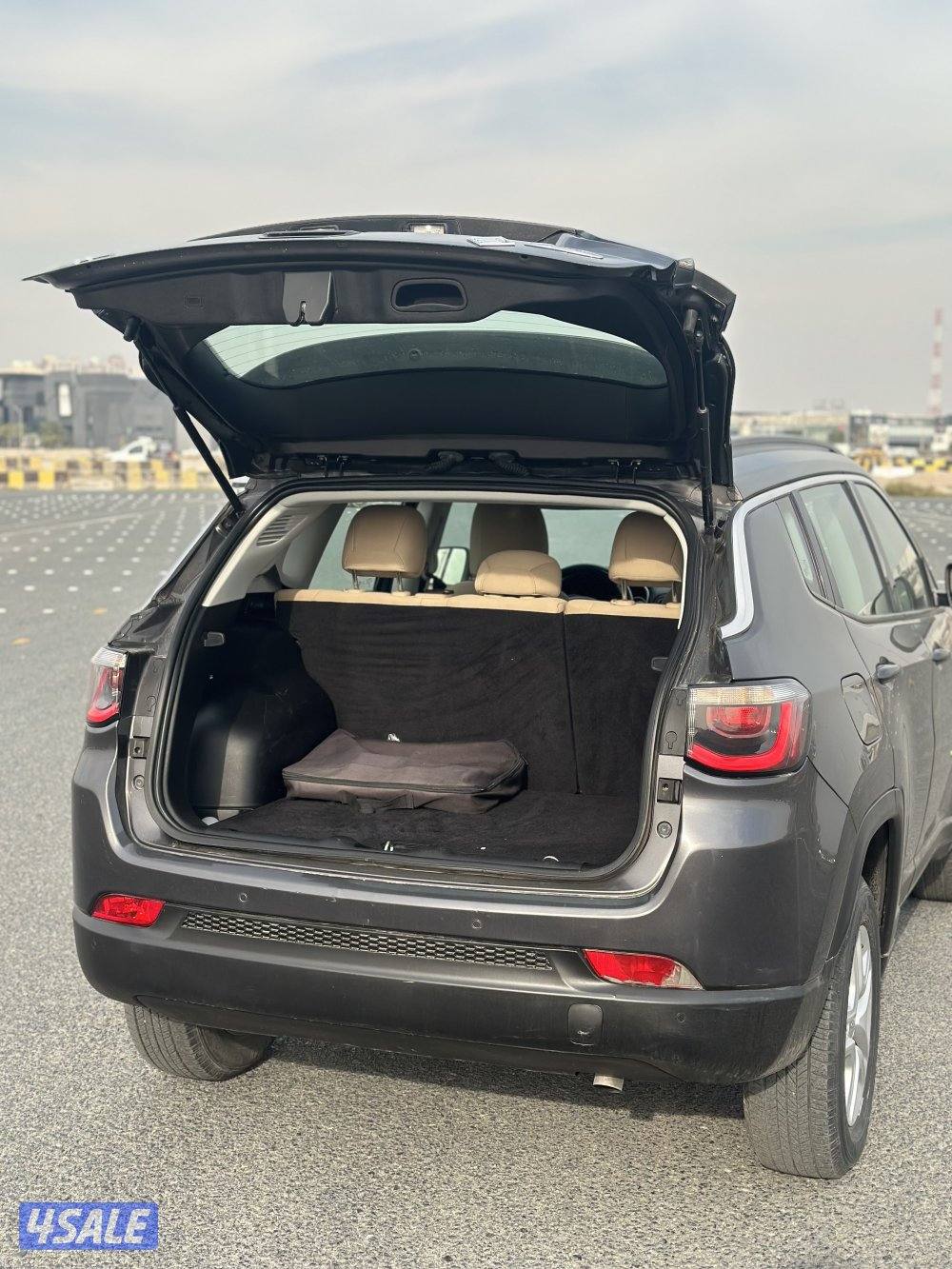 جيب - كومباس مديل 2019 بحالة نظيفه4