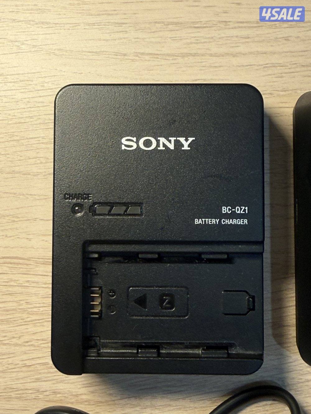 للبيع Sony BC-QZ1 أصلي شاحن بطاريات NP-FZ1002