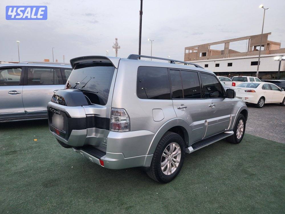 متسوبيشي باجيرو 3.84