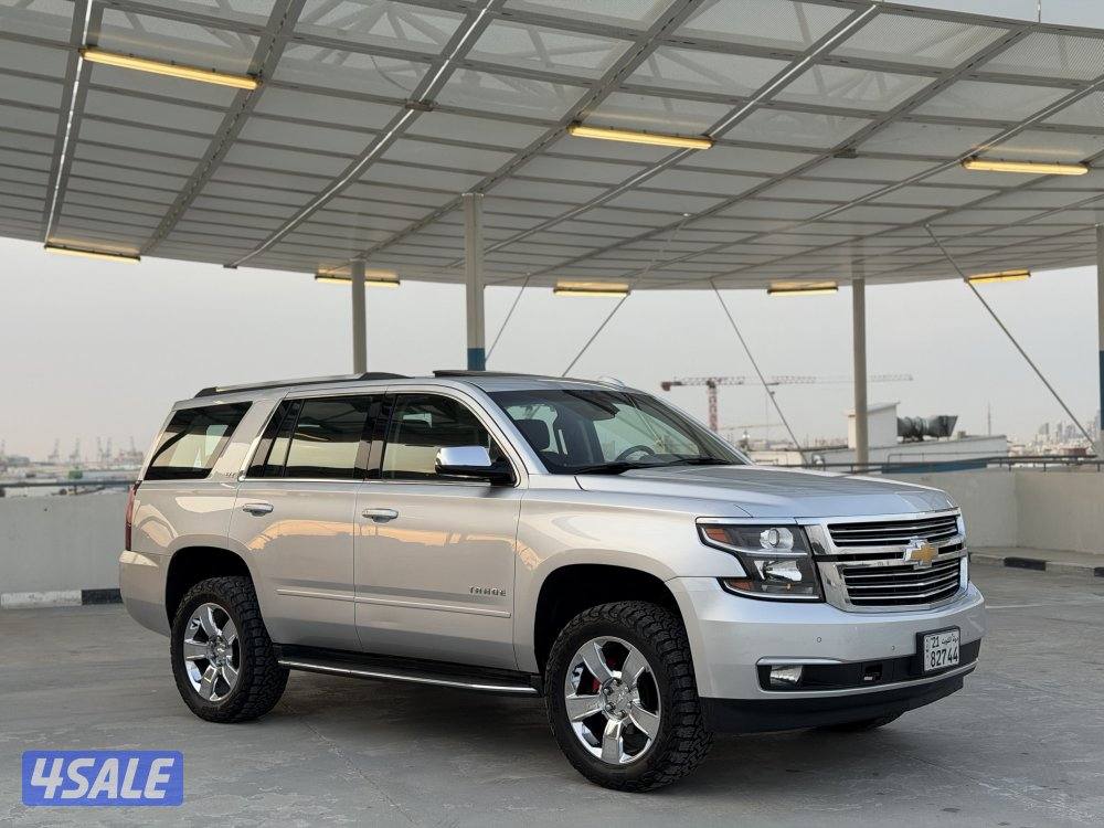 تاهو LTZ دبل قير وارد الكويت الغانم موديل 2017 الفل ثلاجه عداد بروجكتر2