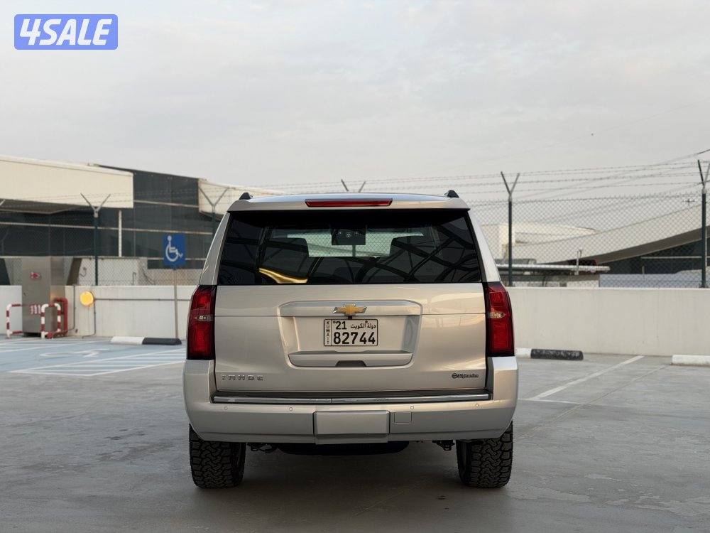 تاهو LTZ دبل قير وارد الكويت الغانم موديل 2017 الفل ثلاجه عداد بروجكتر5