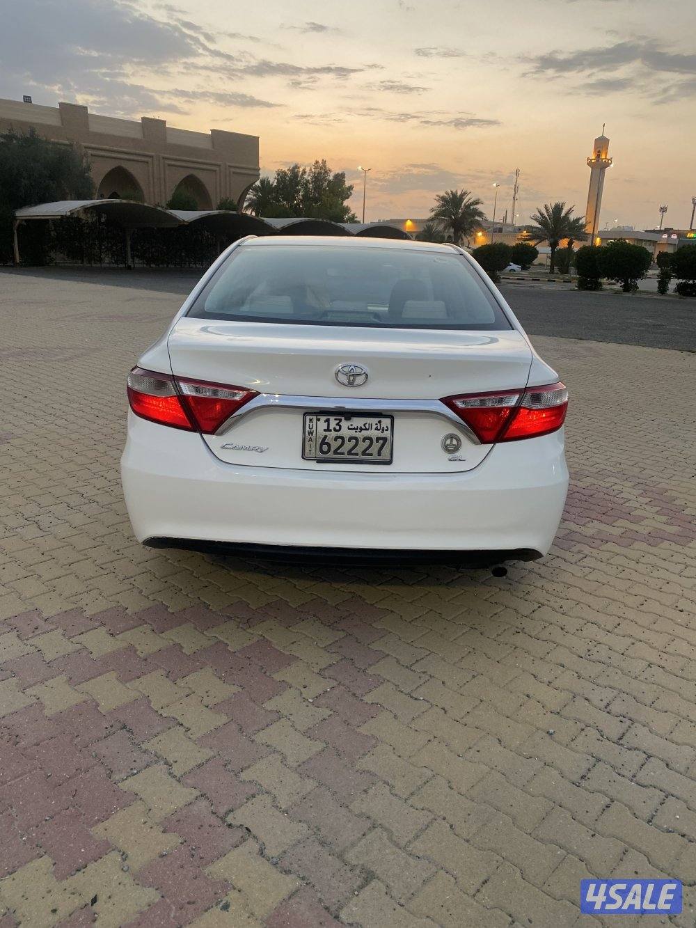 للبيع كامري 20162