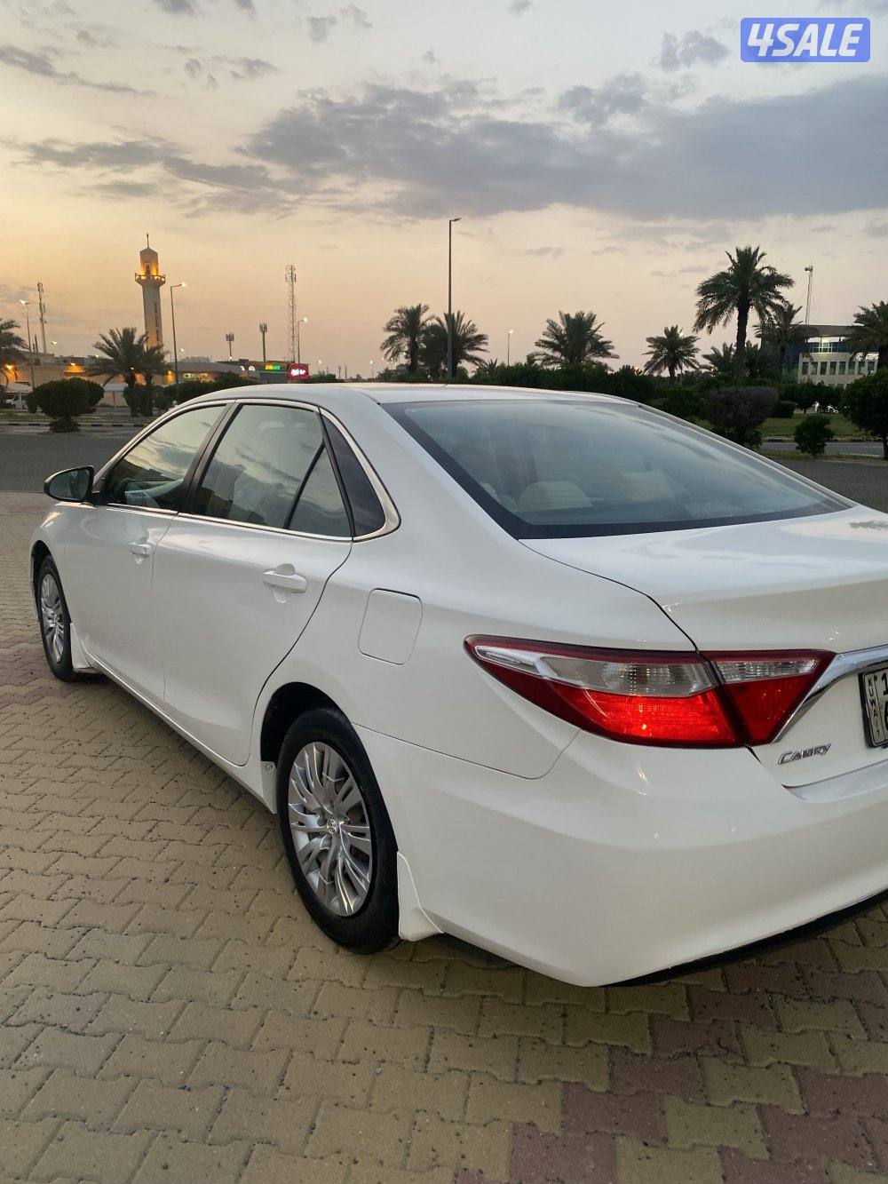 للبيع كامري 20165