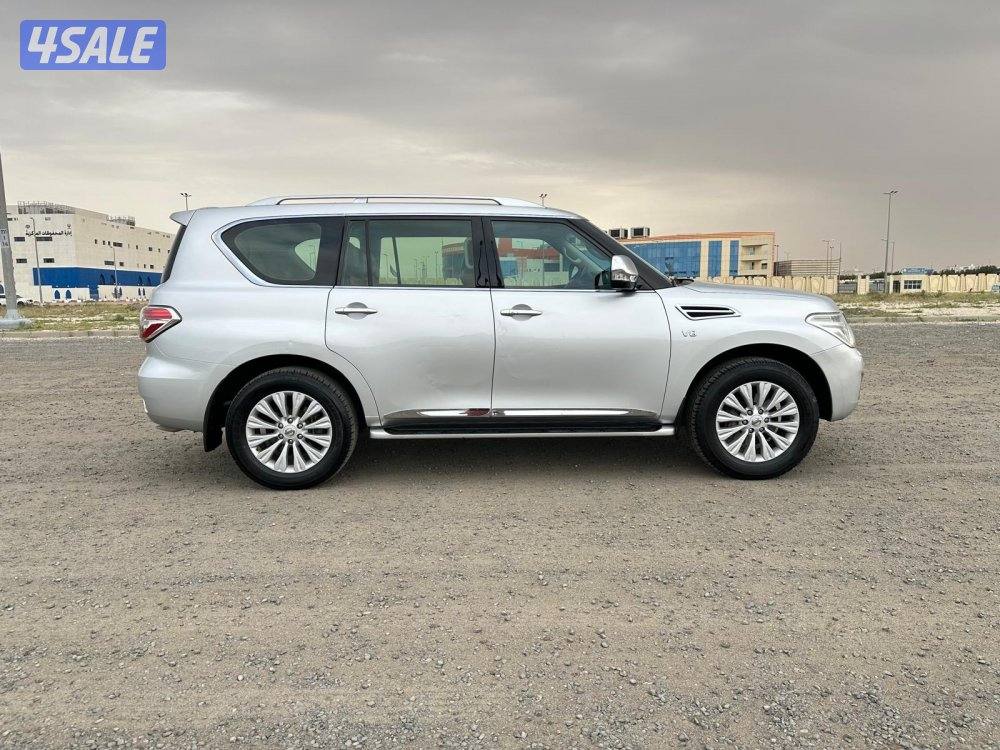 نيسان باترول بلاتنيوم بحالة ممتازة8