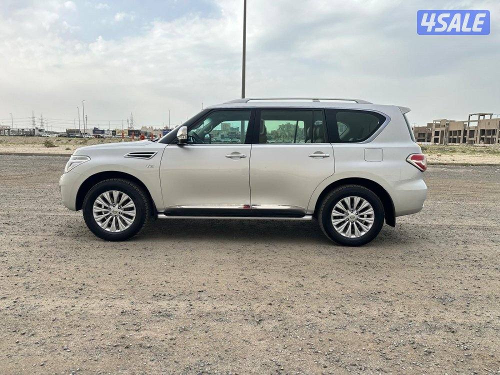 نيسان باترول بلاتنيوم بحالة ممتازة9