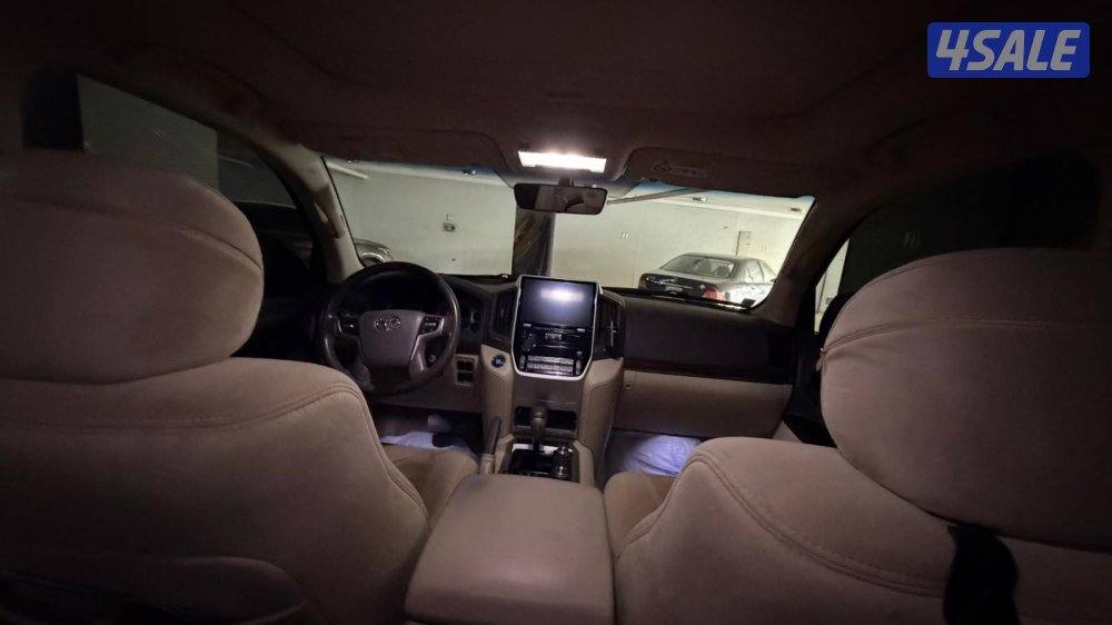 لاند كروزر GXR4